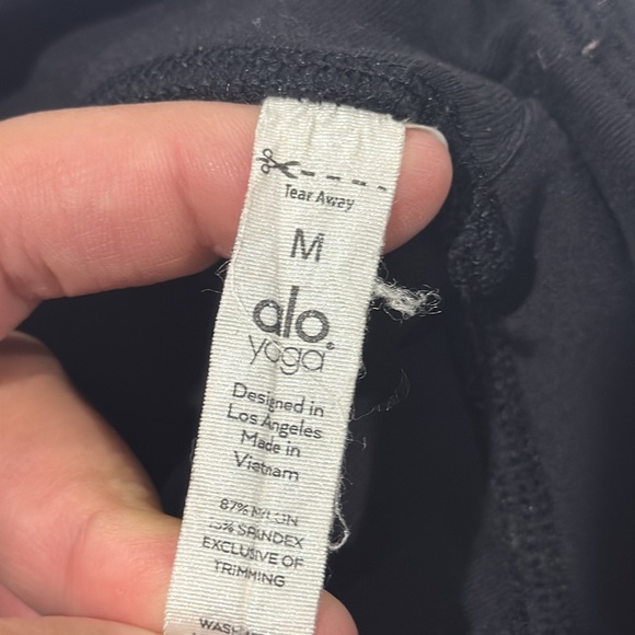 ALO Airbrush Flutter Leggings - Picture 10 of 10